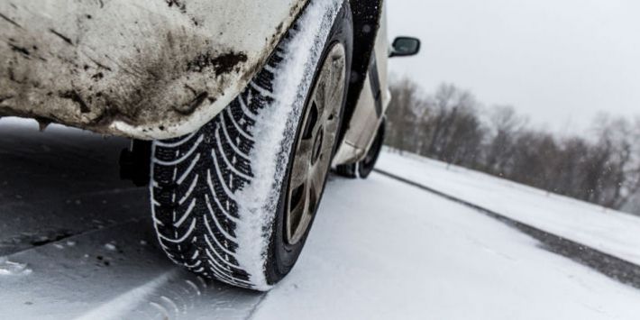 Qual è la migliore dimensione di pneumatici per l’inverno e la neve? Ecco la risposta del TCS.